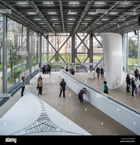 Fondation Cartier pour l'art contemporain .